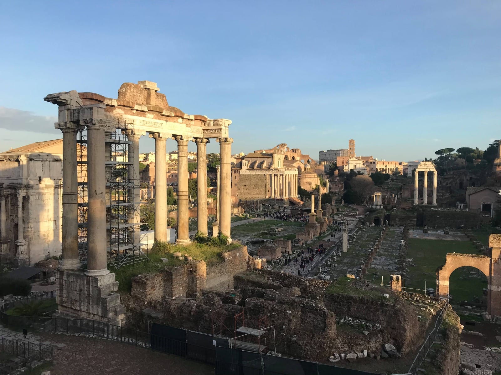 A full-day tour around Rome