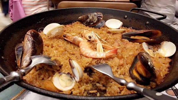 SPAIN: EAT, PLAY AND DANCE IN BARCELONA: photo 7