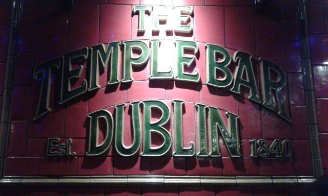 A walk around Dublin sipping a Guinness