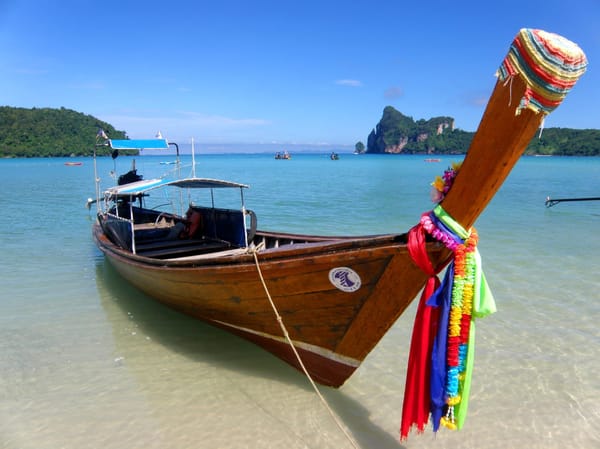 Ko Phi Phi: Adventures on Thailand's Most Spectacular Island: photo 9