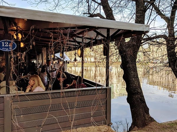 Sunny morning in Moscow: lovely walk with the tasty stops: photo 8