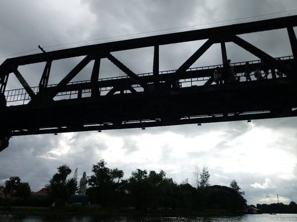 Kayaking on the river Kwai: photo 1