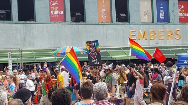 Best ways to spend your Gaycation in Portland: photo 1