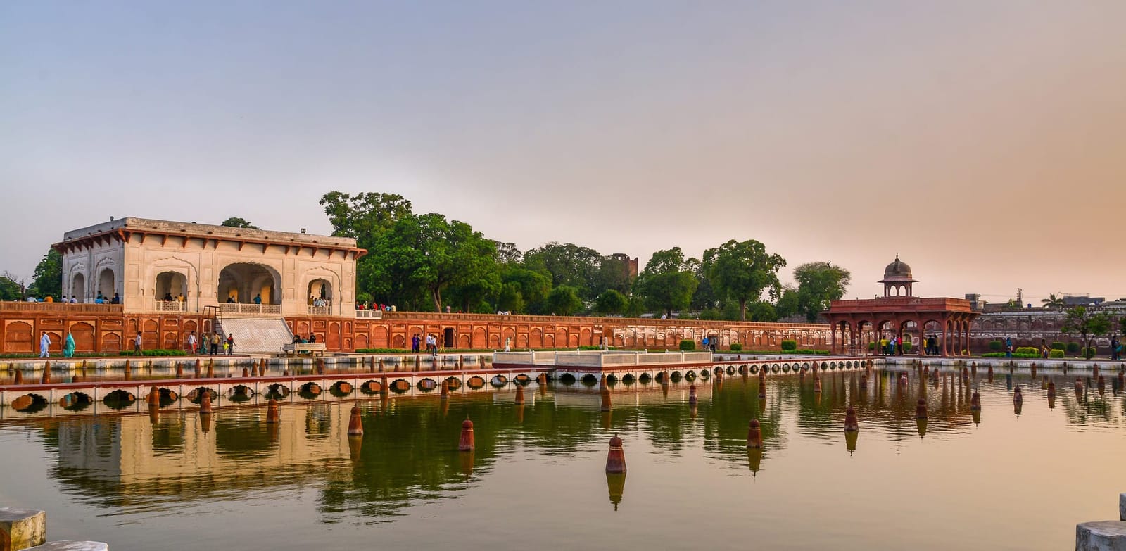 What to do in Lahore - the City of Food and History