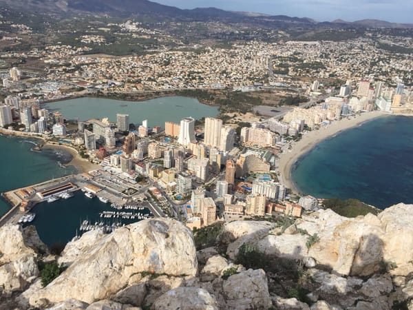 Calpe: Sun, Beaches and Views on the Costa Blanca: photo 3