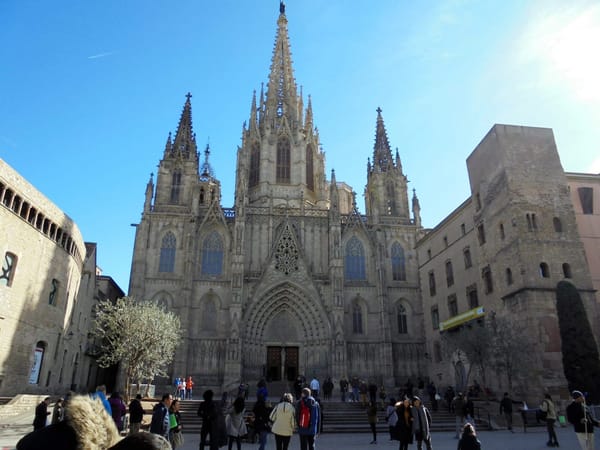 Must See Places in Barcelona, Spain: photo 3