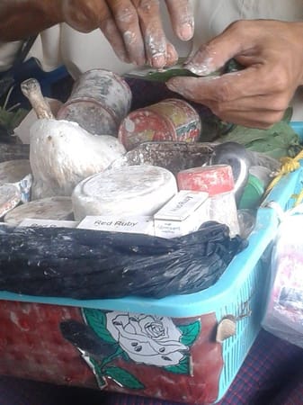 TRAVELLING MYANMAR DURING THE WATER FESTIVAL: photo 1
