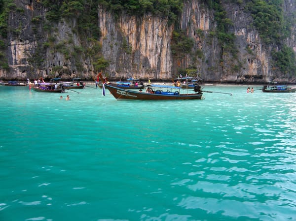 Ko Phi Phi: Adventures on Thailand's Most Spectacular Island: photo 19