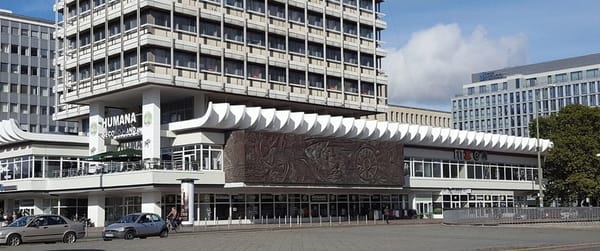 A Tour of Cold War Berlin on a Shoestring Budget: photo 3