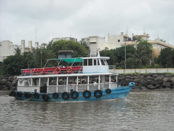 Sightseeing and Tourist Attractions in Mumbai: photo 22