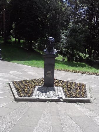 Bosnia and Herzegovina: Tuzla - city of unity, love and heroism: photo 2