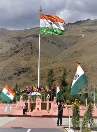 Ultimate Travel guide to Leh - Ladakh: photo 2
