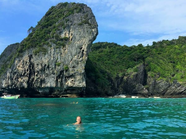 Ko Phi Phi: Adventures on Thailand's Most Spectacular Island: photo 15
