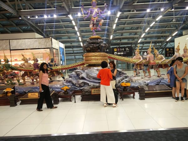 A Traveler’s Guide To Bangkok, Thailand!: photo 2