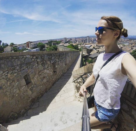 Walking around the magnificent city of Girona: photo 2
