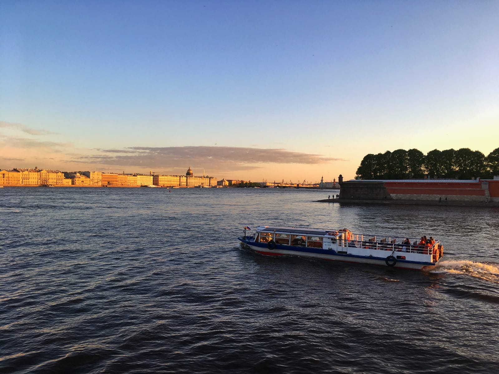 A Summer Guide to St. Petersburg