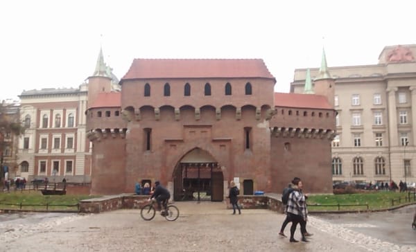 Krakow- The Home of the Wawel Dragon: photo 8