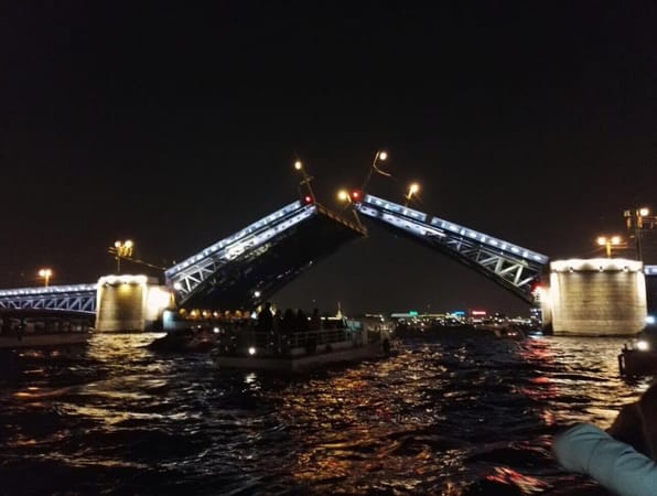 A Summer Guide to St. Petersburg: photo 2