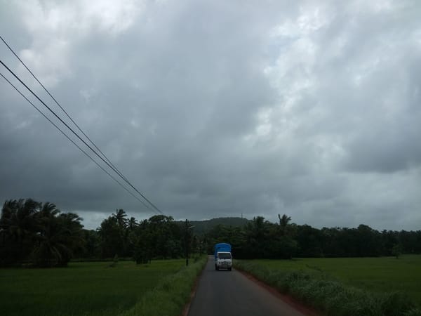 UNWIND & DISCOVER HAPPINESS IN GOA : INDIA: photo 4