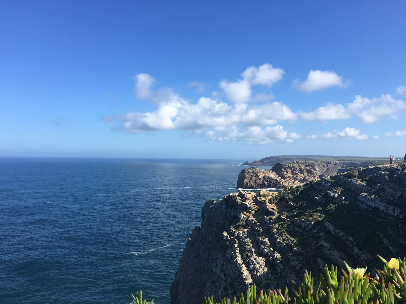 From Cape St.Vincent to the beach: tour around Algarve.