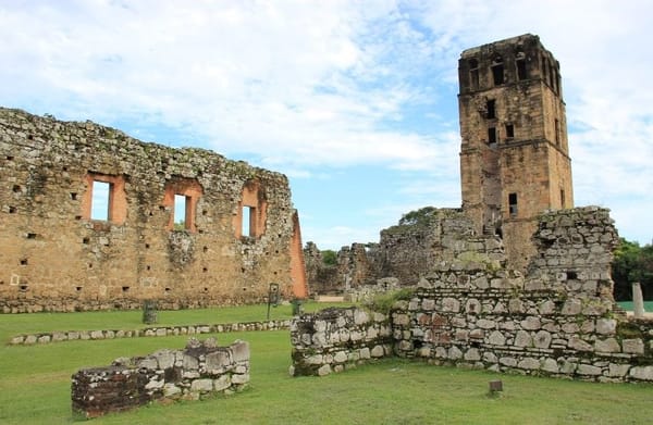 Panama: a journey through paradisiac beaches and historical heritage monuments.: photo 10