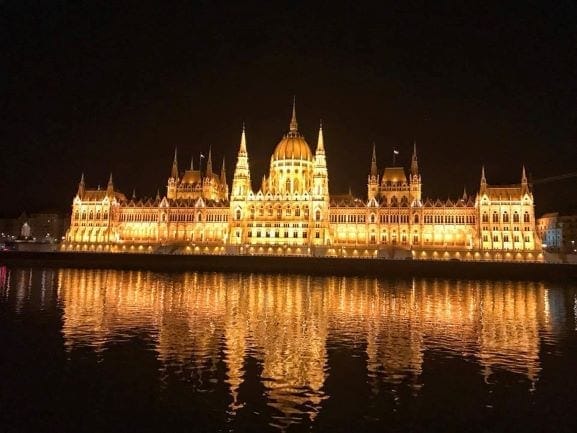 A Complete Guide to the Top Attractions in Budapest: photo 3