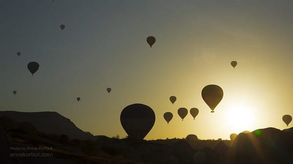 Cappadocia: flying on balloon over "fairy chimneys": photo 6