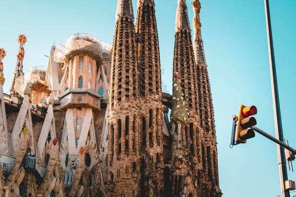 Must See Places in Barcelona, Spain: photo 1