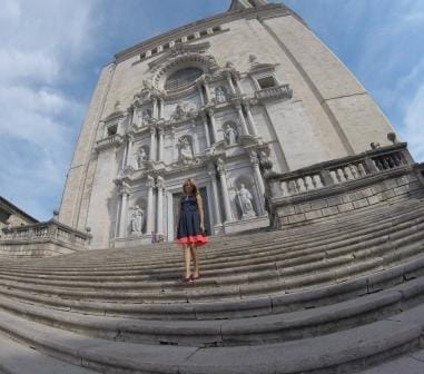 Walking around the magnificent city of Girona: photo 1