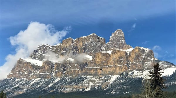 Banff National Park- Serene Lakes and Scenic Landscapes: photo 4