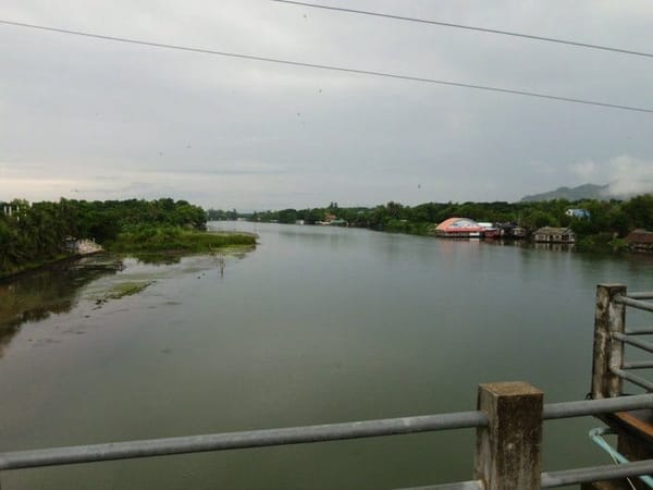 Kayaking on the river Kwai: photo 2