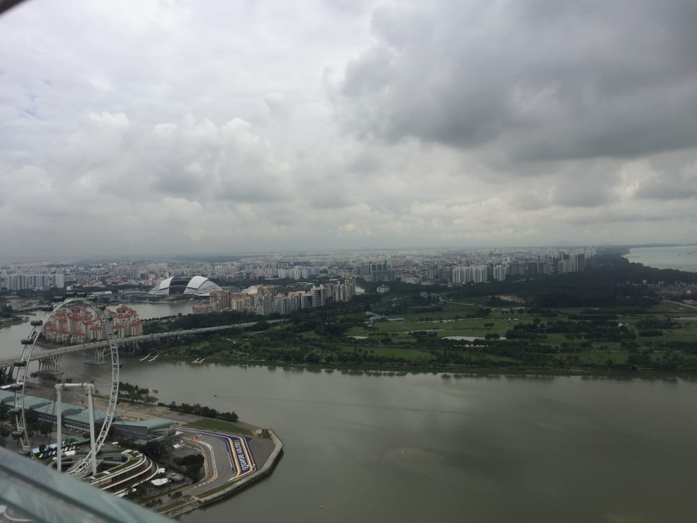 Singapore : Las Vegas of Asia