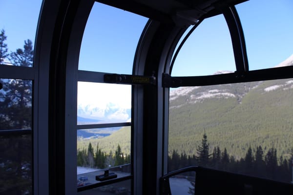The aesthetic town of Banff, Canada – must see, eat and do: photo 1