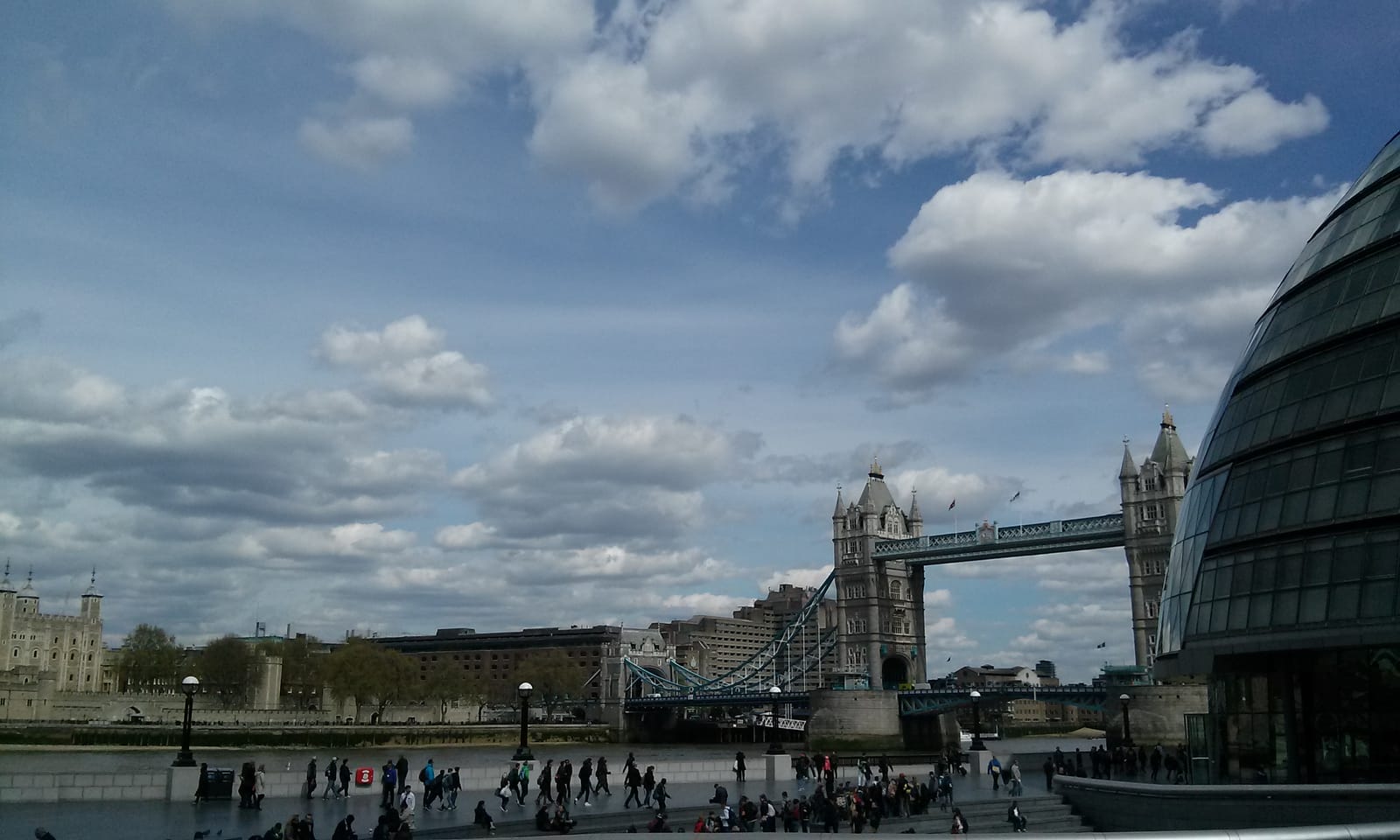 Experience London Through ME