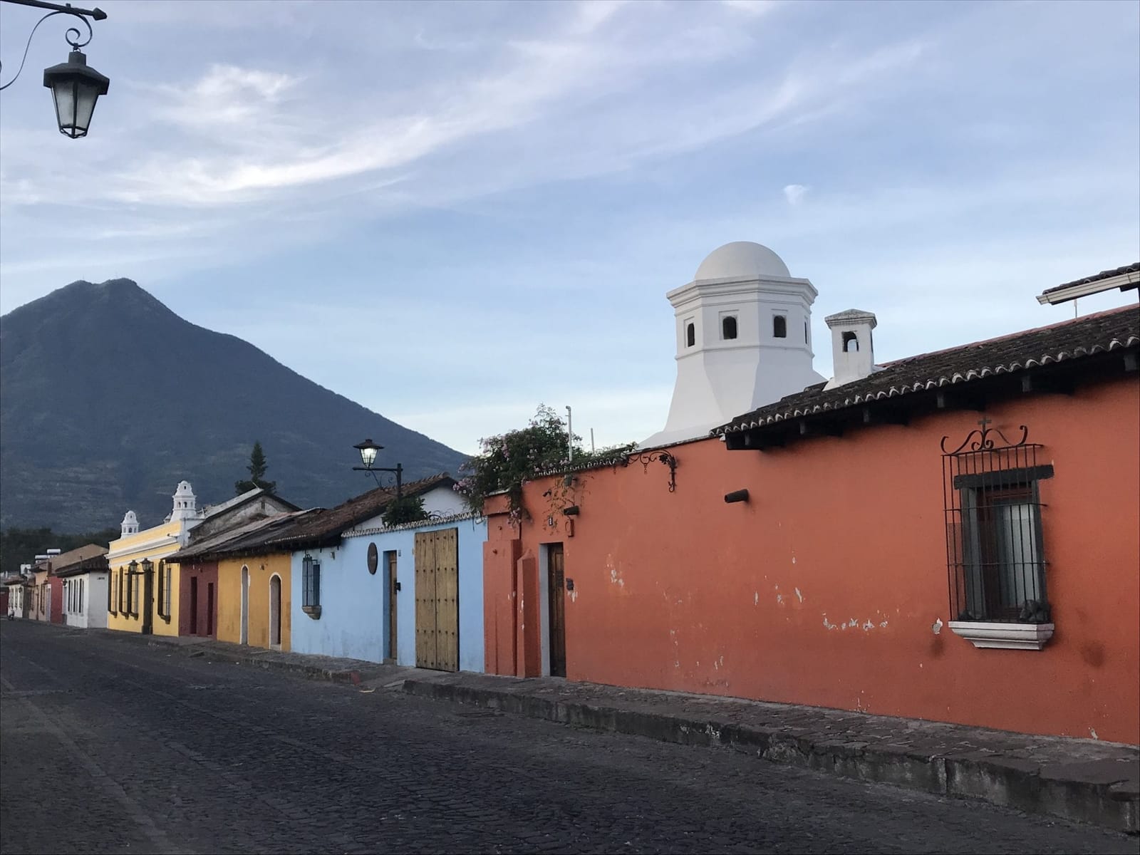 Top 5 Cafes for Digital Nomads in Antigua, Guatemala
