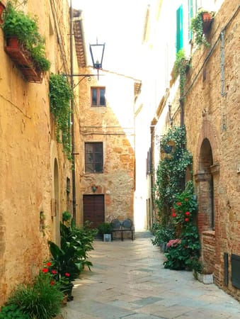 TUSCANY – THE GARDEN OF ITALY: photo 2