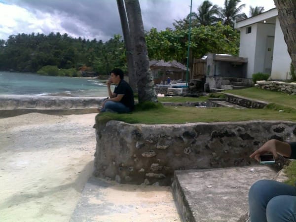 Batong Malunhaw Beach Alegria Cebu: The GREEN Rock Of the South: photo 2