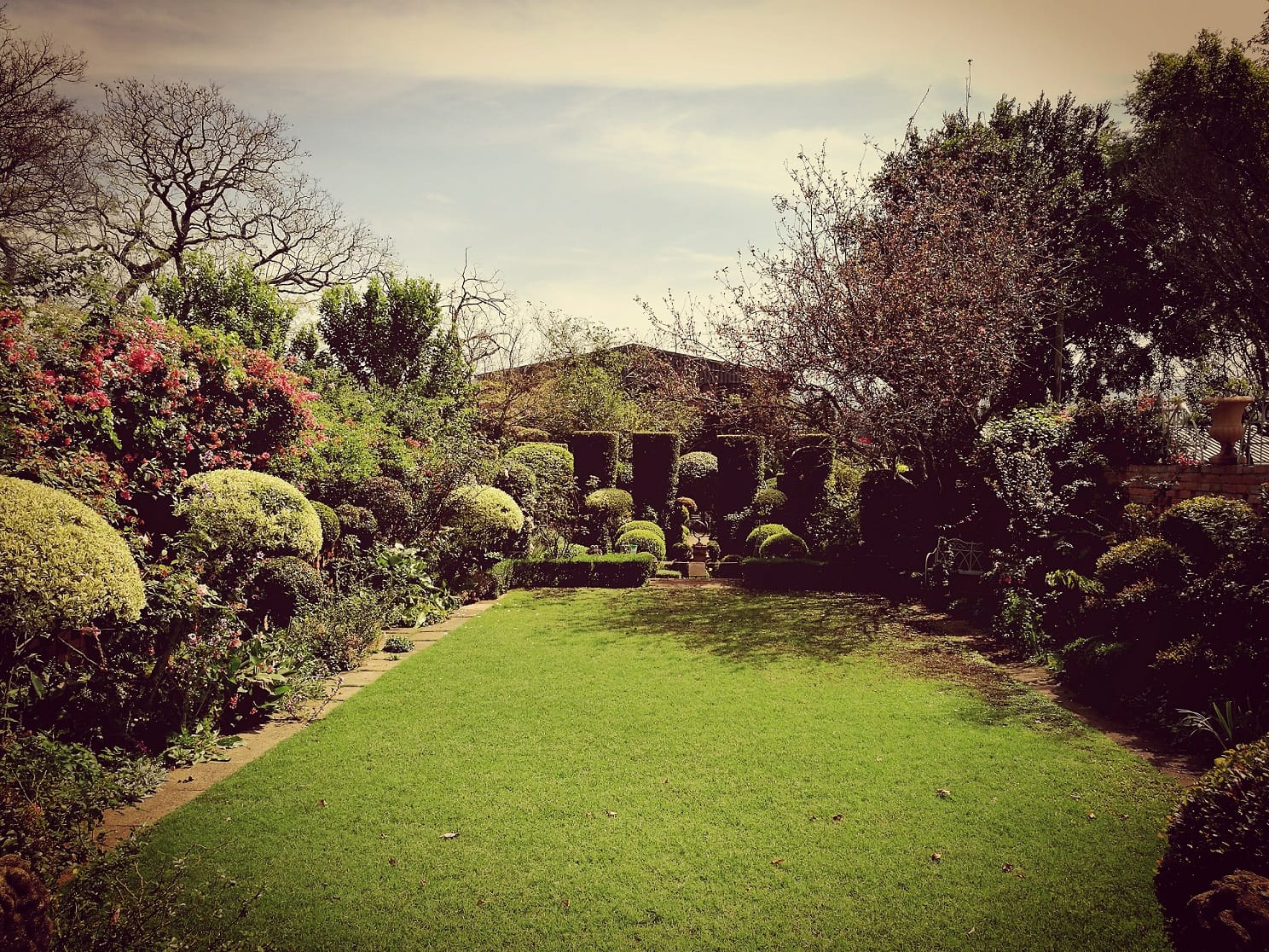 Pietermaritzburg: A Hometown in Postcards