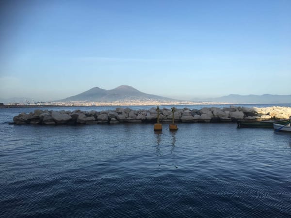 How to do Naples on a Budget: Sun, Pizza and Ancient History: photo 12