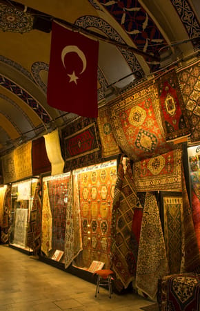 Istanbul - oriental trade in Grand Bazaar: photo 10