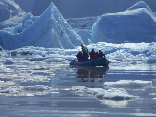 Amazing Glacier Lagoons In South Iceland: photo 1