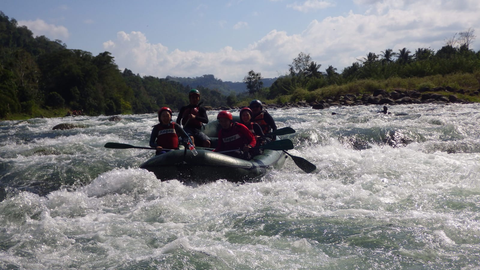 Cagayan de Oro: Rapids, Rappelling and Waterfall Chasing