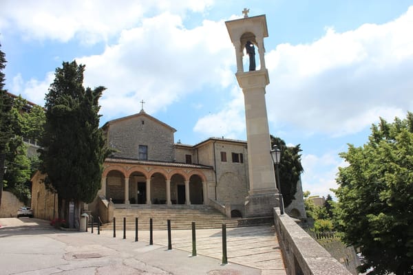 Visit Italy’s San Marino, the World’s Smallest Country: photo 2