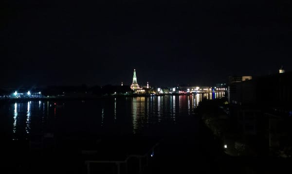 Bangkok: mixture of tasty food, amazing temples and crazy parties: photo 3