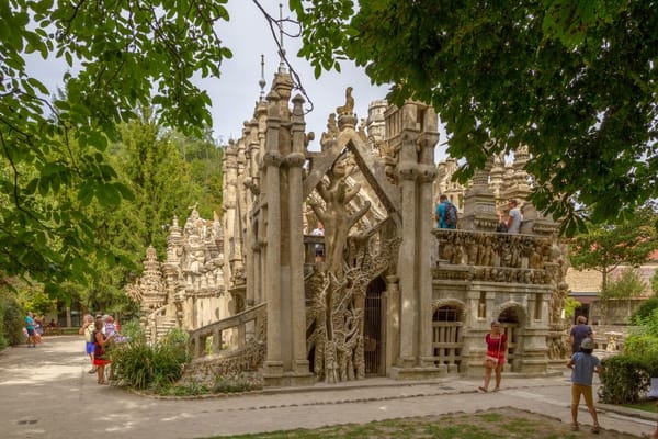 Palace ideal - the main sight in Hauterives - France: photo 3