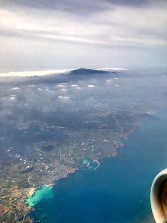 Jeju Island Solo Backpacking: A small person on a big island: photo 1