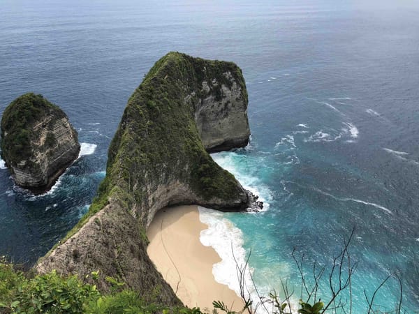 Places To See On The Nusa Islands: photo 14