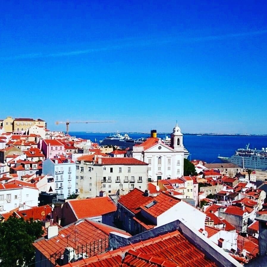 How to Explore a City: the Lisbon Diaries