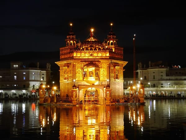 A Guide for Travelling in Amritsar, Punjab: photo 1
