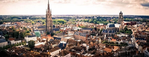 Bruges: Canals and Cobblestones: photo 4